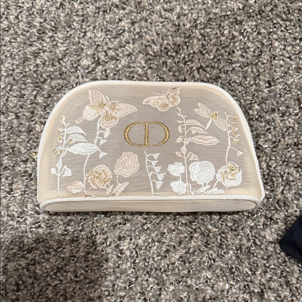 Elegant Beige Floral Embroidered Pouch